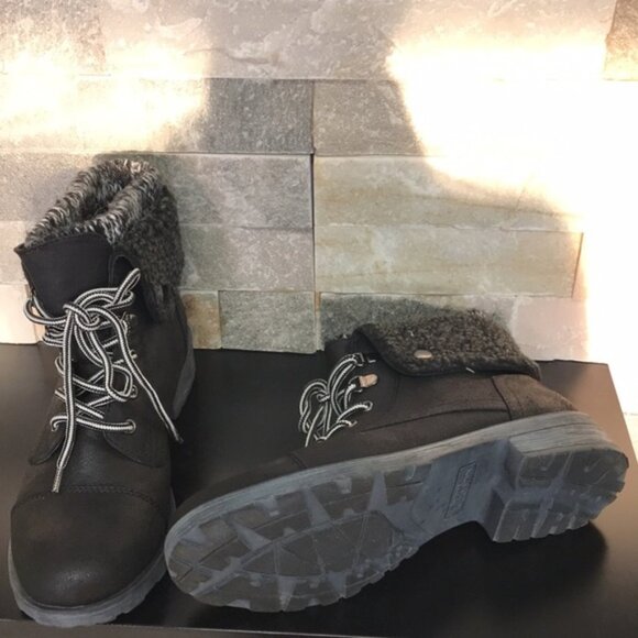 White Mountain Sandro Booties - Picture 5 of 5